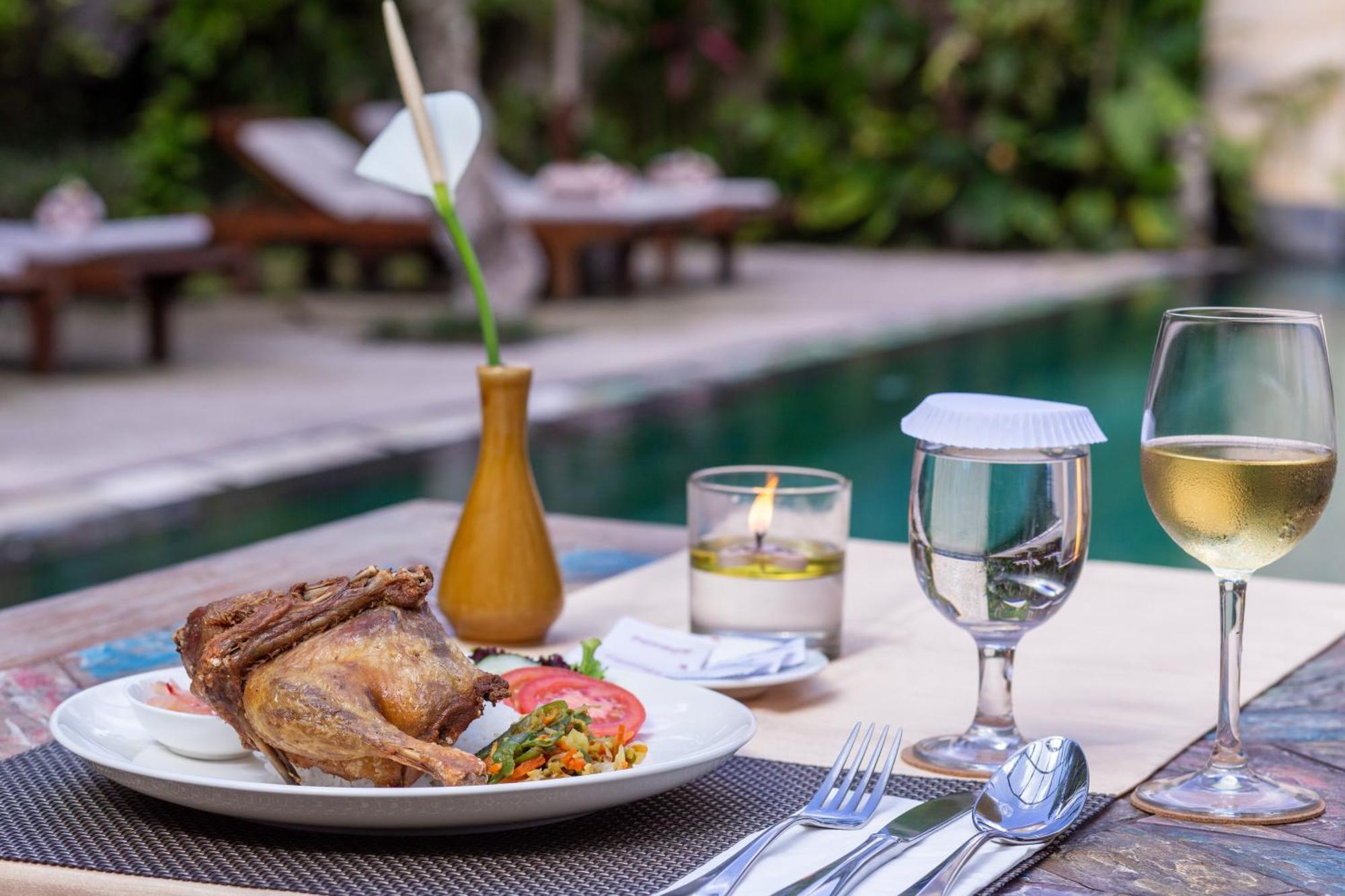 Awatara Boutique Resort Ubud Esterno foto
